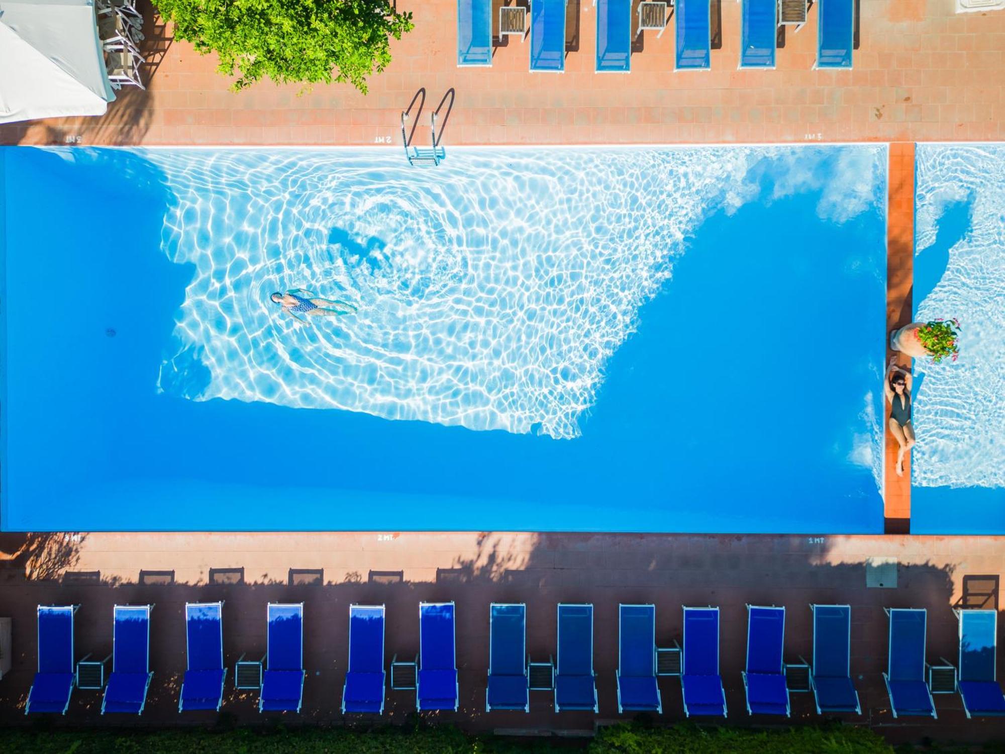 Hotel Central Wellness Sorrento Bagian luar foto