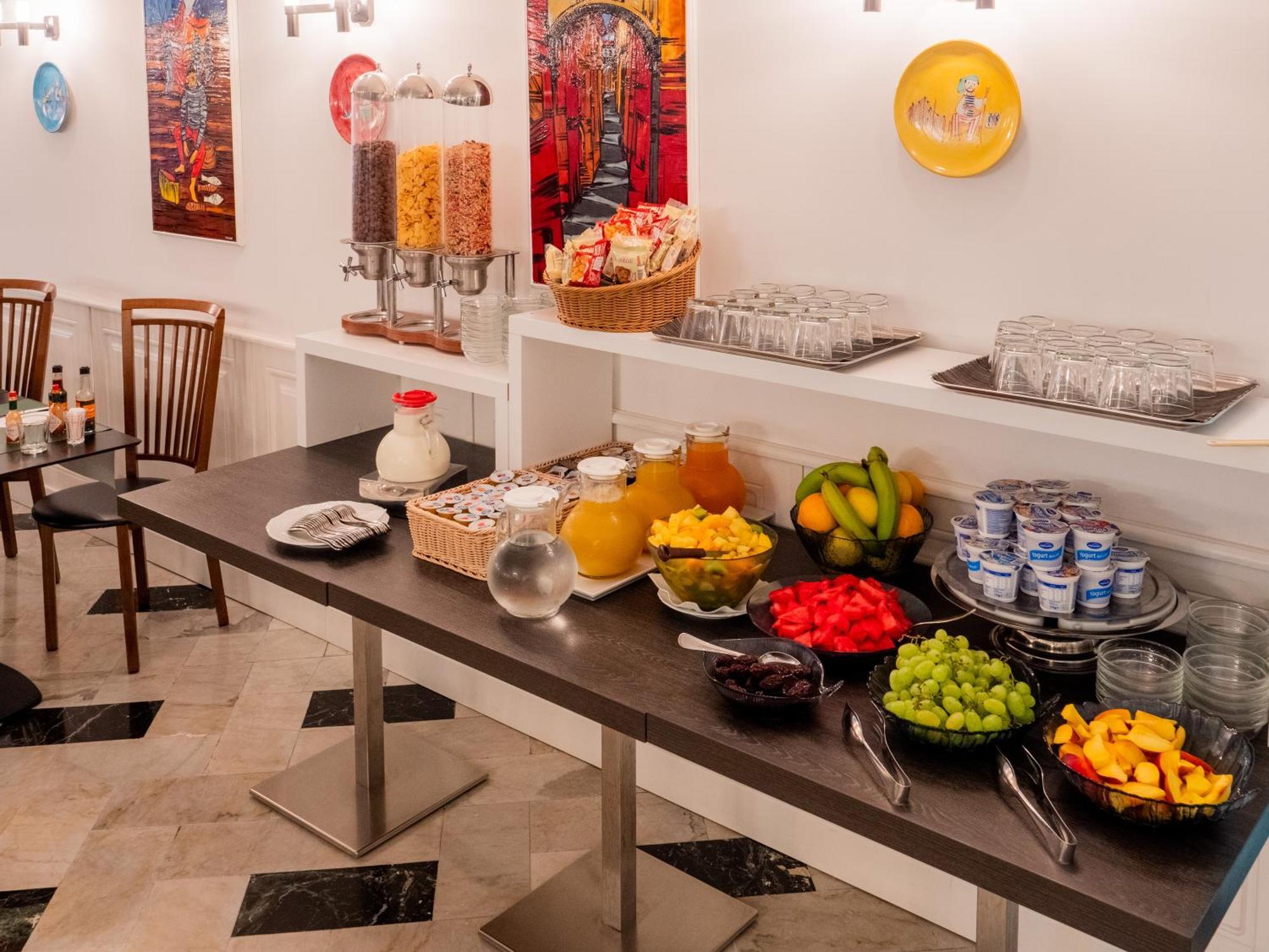 Hotel Central Wellness Sorrento Bagian luar foto