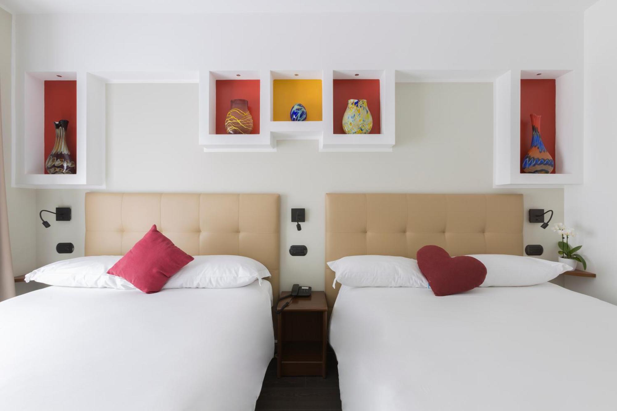 Hotel Central Wellness Sorrento Bagian luar foto